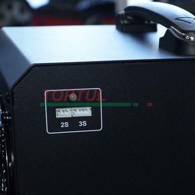 Зарядний пристрій 2-канальний 28А 6-14S LiPo/LiHV 2800Вт 220В ULTRA POWER PROTESTER UP2800-14S